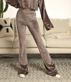 Rock And Roll Cowgirl Rock & Roll Cowgirl Rose Taupe Velvet Pants C4